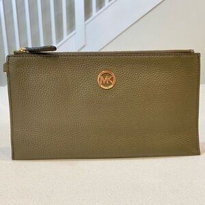 MICHAEL Michael Kors Clutch Wristlet in Olive Green